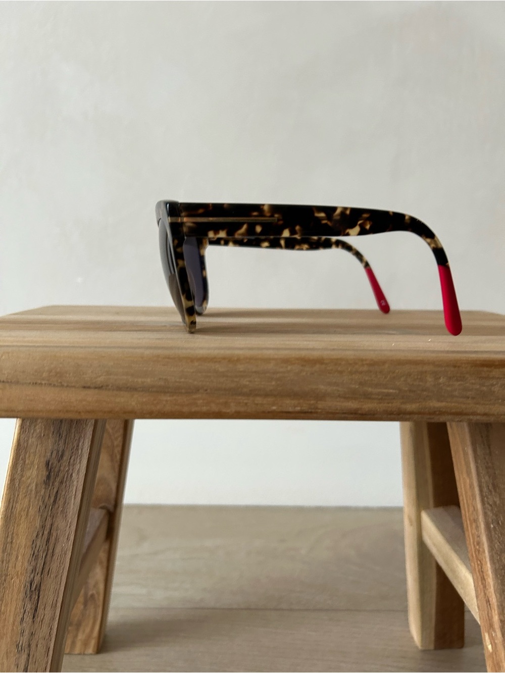 Bonlook Tortoiseshell Cat-Eye Women's Sunglasses - Dark Lens - Picture 2 of 3